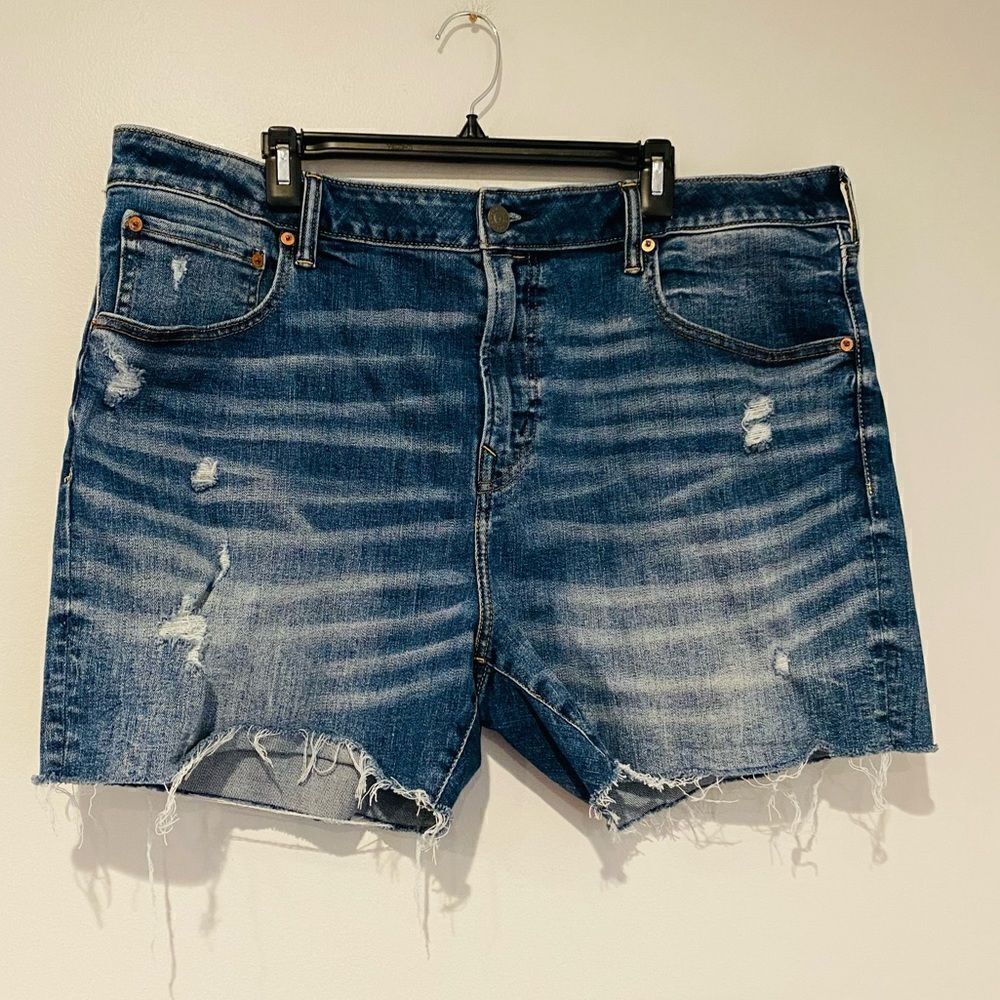 AEO Airflex + Distressed Raw Hem Denim Shorts Size 42